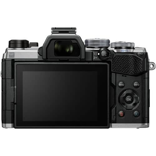 OM SYSTEM OM-5 BODY ONLY (SILVER)